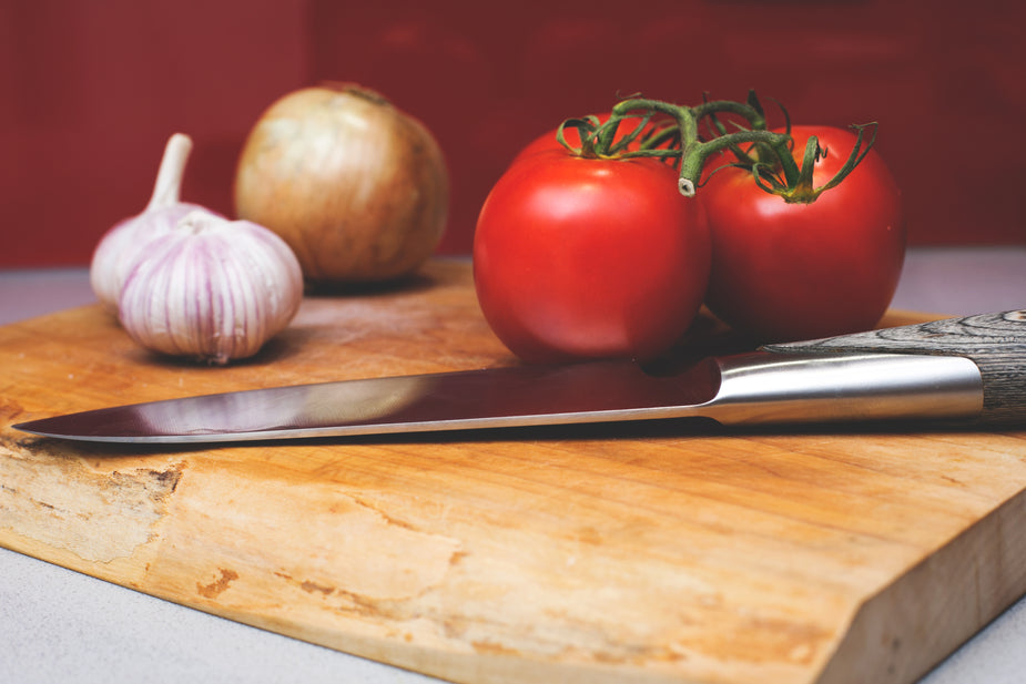 cutting-board-with-veg.jpg