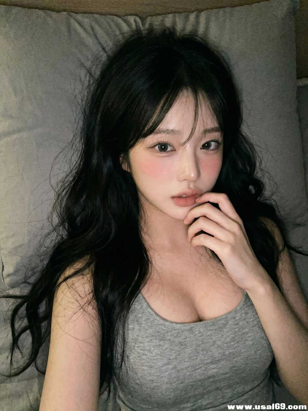 (づ｡◕‿‿◕｡)づ